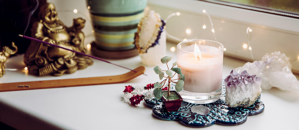 Altar types rituals meditation