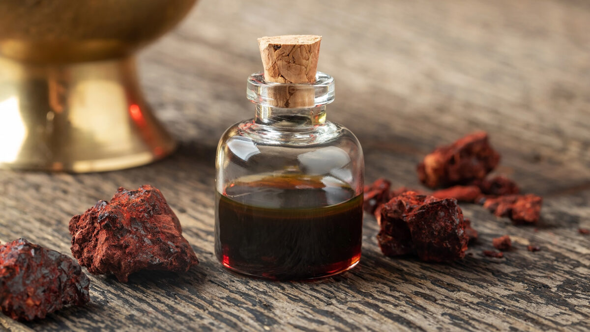 Dragons blood resin oil