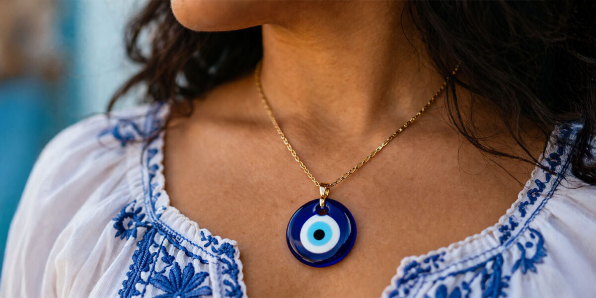 Evil eye pendant for protection