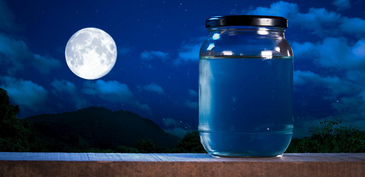 How to make full moon water