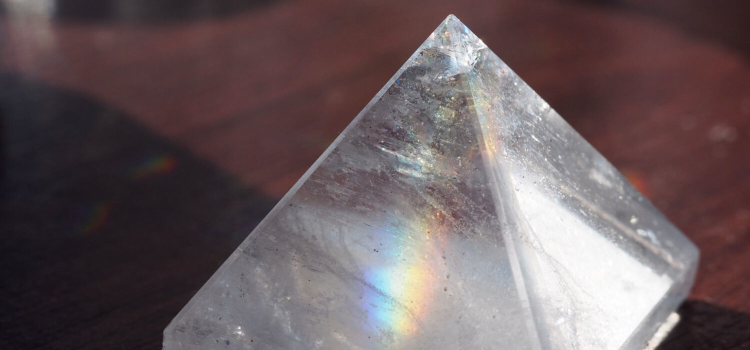 Pyramid crystals healing