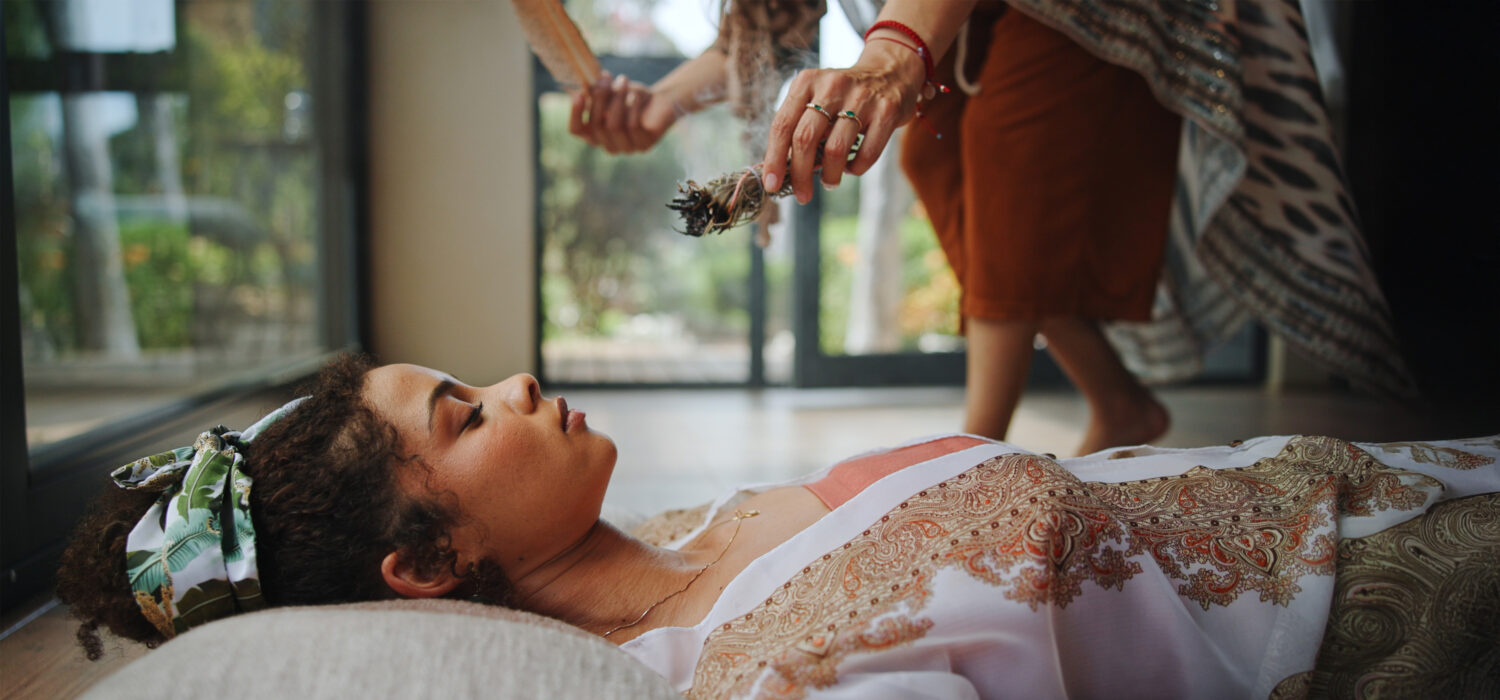 Smudging vs smoke cleansing differences