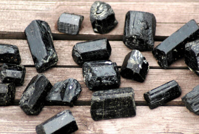 Black tourmaline protector stone