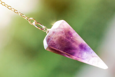 Pendulum uses divination chakras