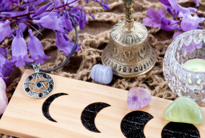 Wicca wiccan pagan altar
